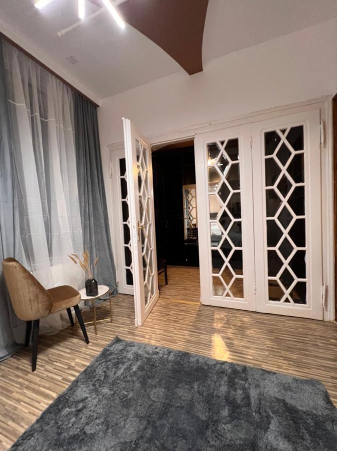 Artist Apartment Braşov Exteriör bild